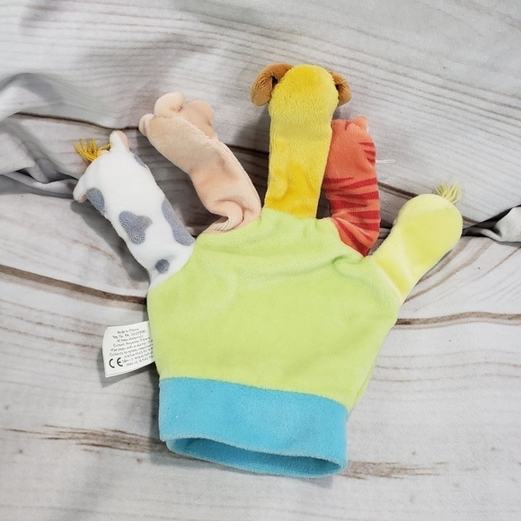 Scholastic Old MacDonald Plush Hand Puppet Board Book Farm Animals 2007 - Picture 7 of 11